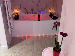 Les Bulles De Mona suite LOVE